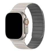 Apple Watch bandje Vetra - siliconen - sterrenlicht grijs