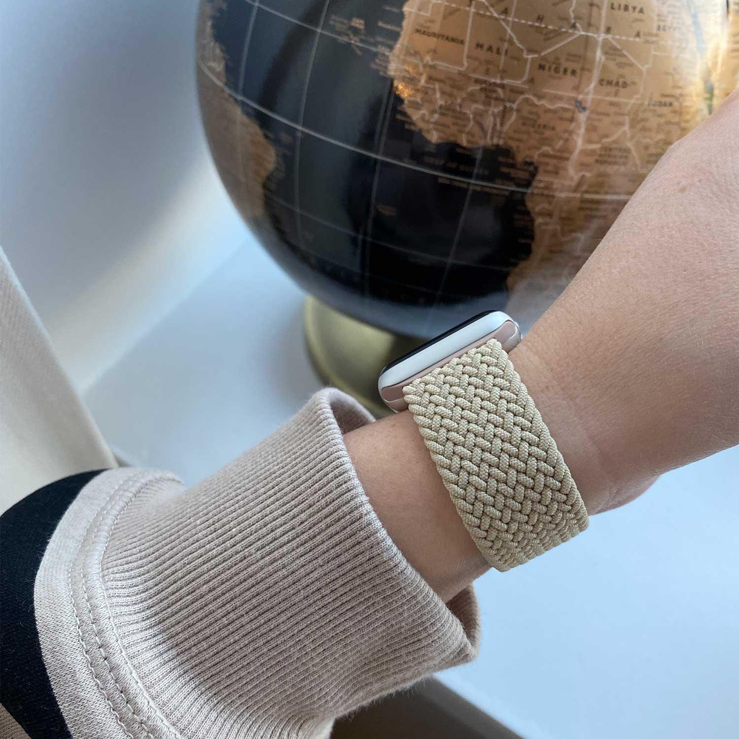 Apple Watch bandje Onyx - gevlochten - solo - nylon - beige