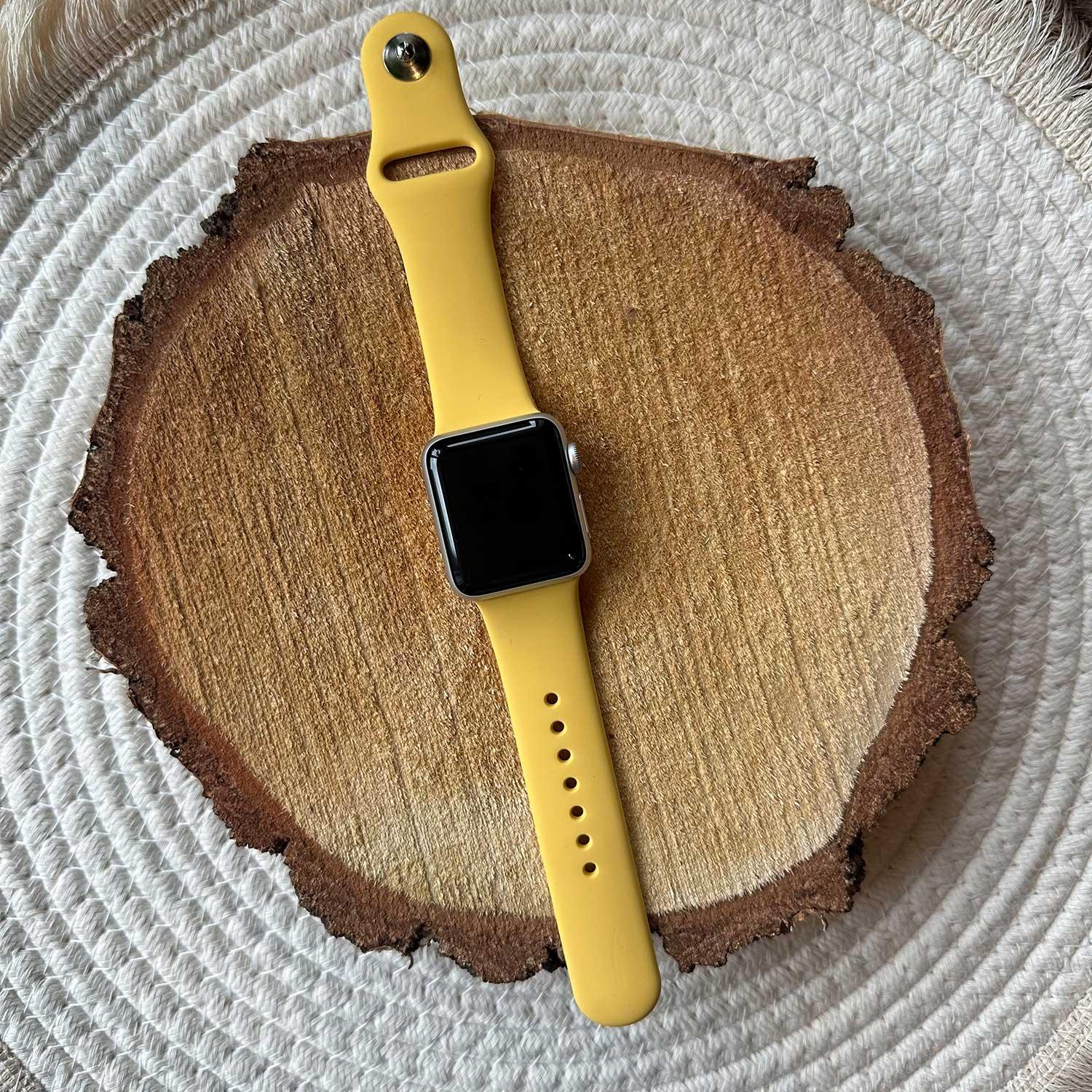 Apple Watch bandje Teyra - siliconen - zonnig geel