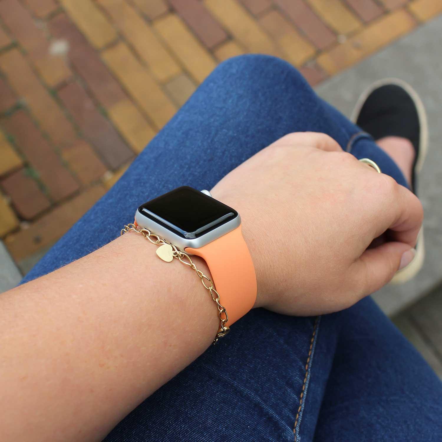 Apple Watch bandje - siliconen - solo loop - goudsbloem
