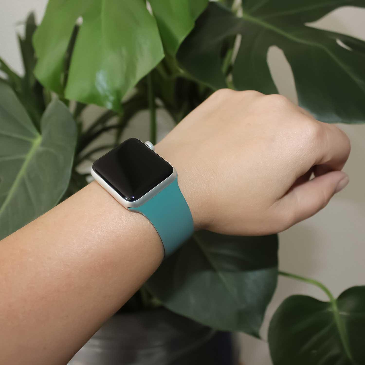 Apple Watch bandje Savro - siliconen - dennengroen