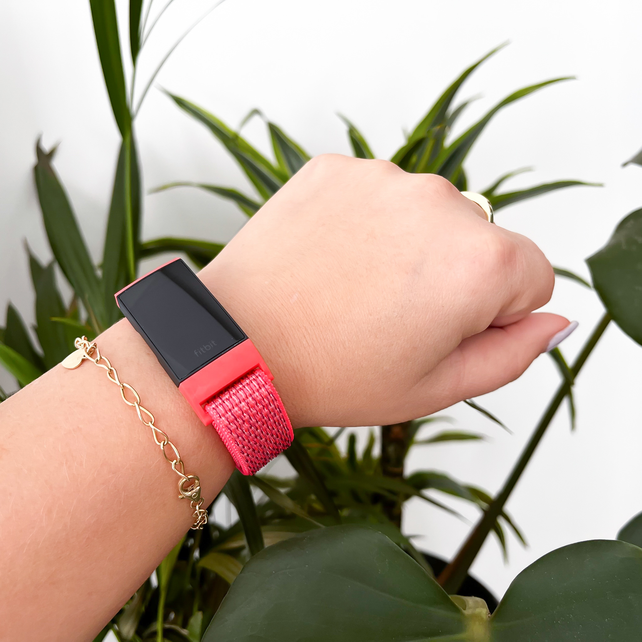 Fitbit Charge 3 & 4 nylon band - hibiscus