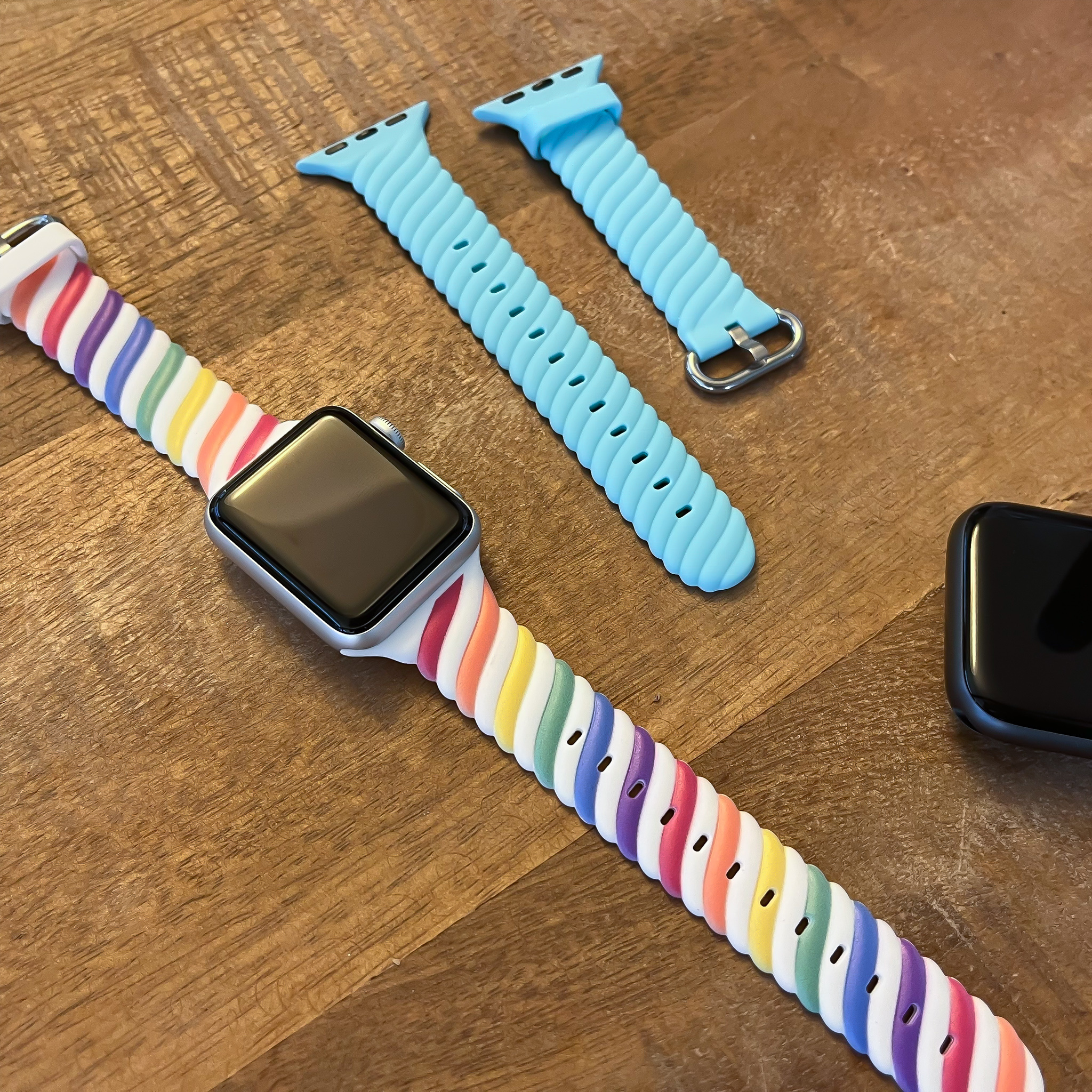 Apple Watch swirl sport band - kleurrijk wit