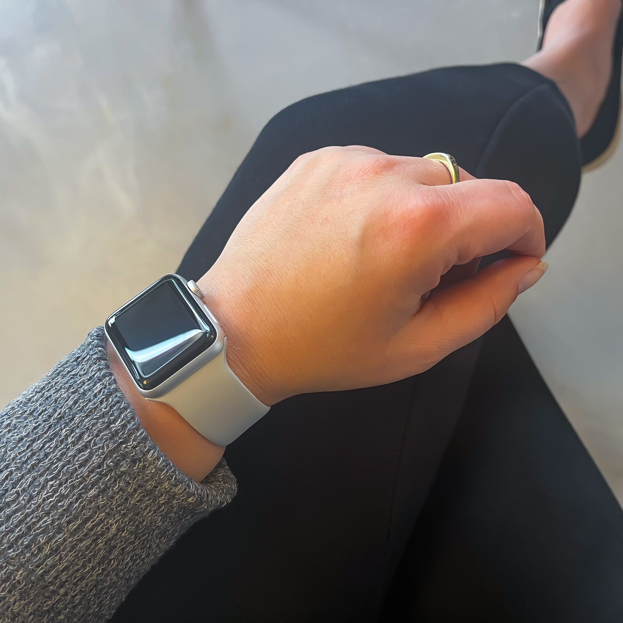Apple Watch sport solo loop band - grijs