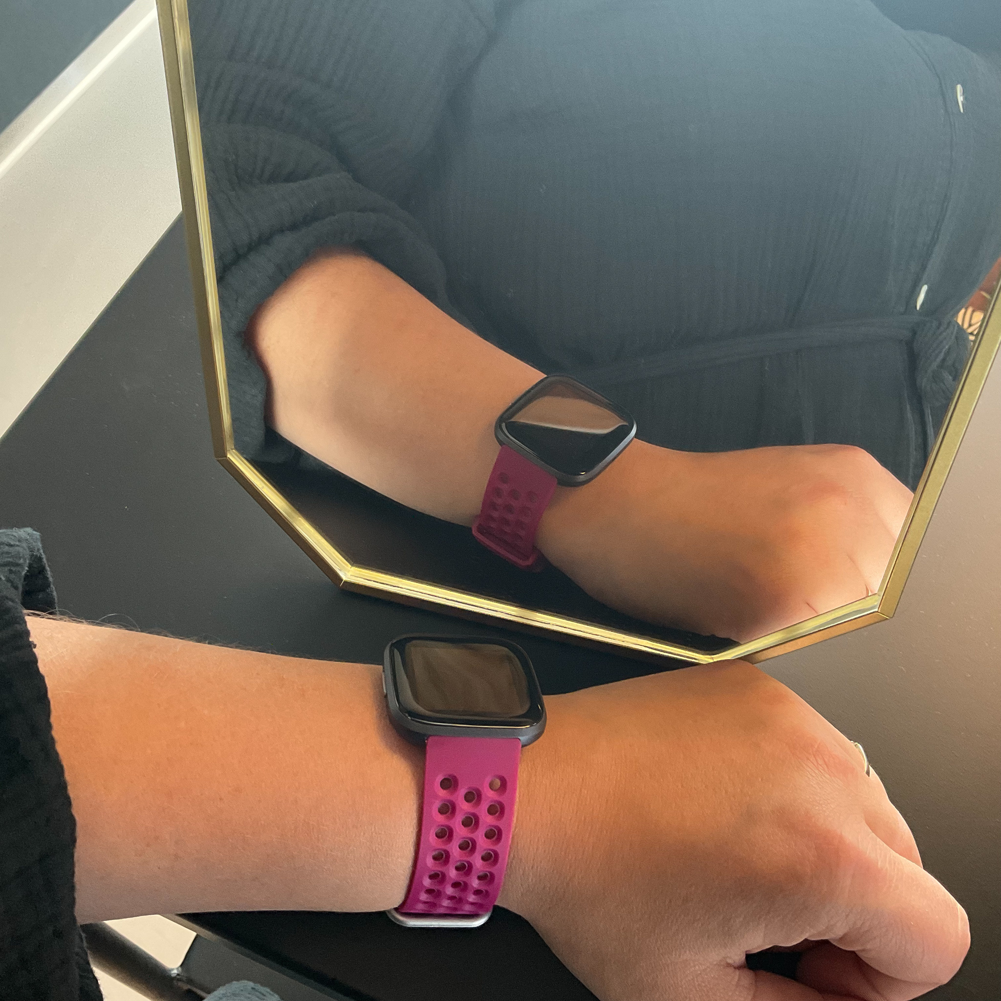 Fitbit Versa sport point band - paars