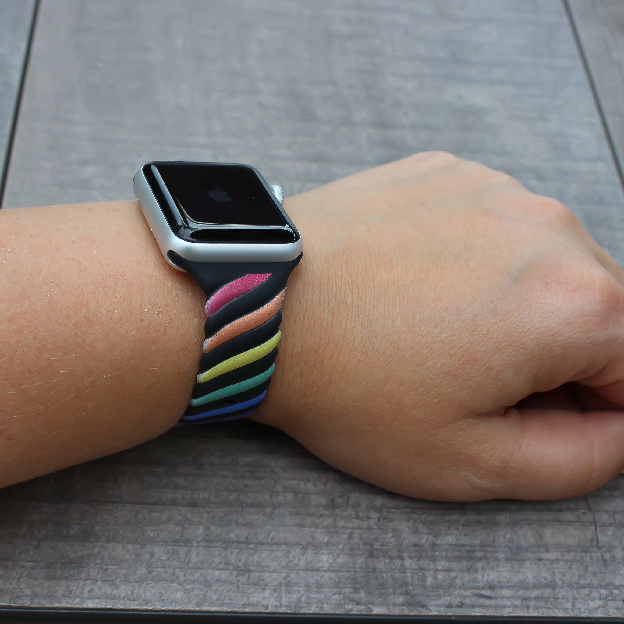 Apple Watch swirl sport band - kleurrijk zwart