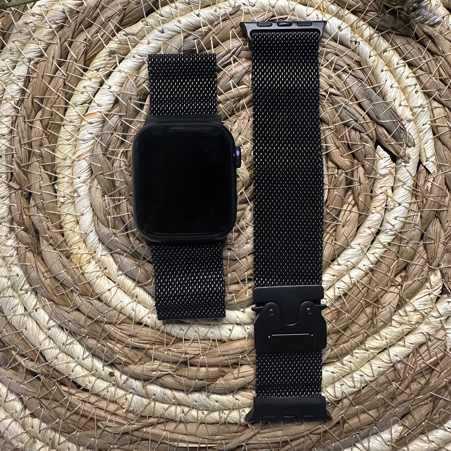 Apple Watch milanese gesp band - zwart titanium